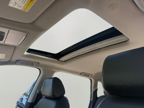 Used 2025 Honda CR-V EX-L image 19