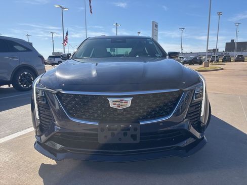 Used 2025 Cadillac CT5 Premium Luxury image 2