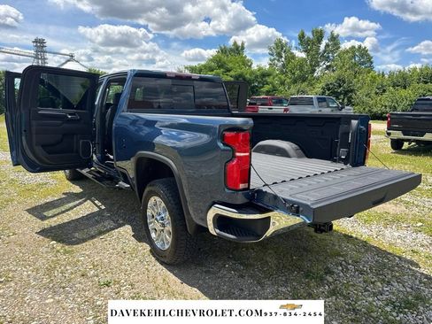 Used 2024 Chevrolet Silverado 2500 LTZ w/ LTZ Plus Package AWD/4WD image 12