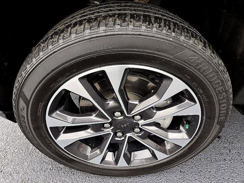 Used 2023 Jeep Grand Cherokee L Overland image 20