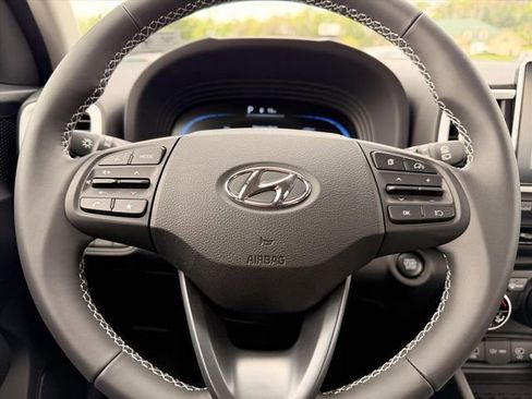 New 2026 Hyundai Venue SEL FWD image 21