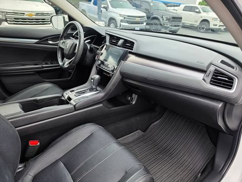 Used 2018 Honda Civic EX-L image 16