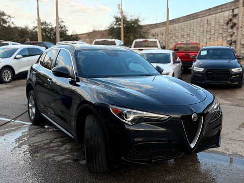 Used 2019 Alfa Romeo Stelvio image 8