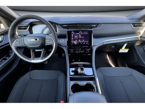 New 2026 Jeep Grand Cherokee Laredo X AWD/4WD image 6