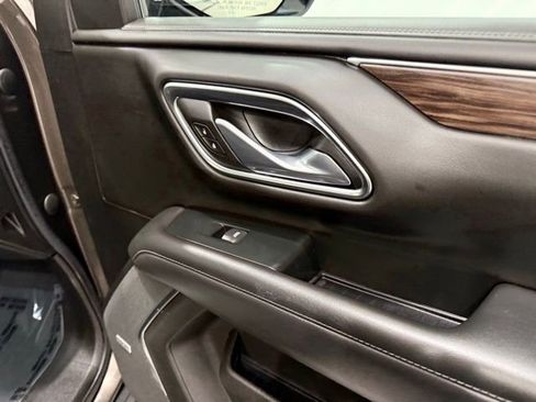 Used 2021 Chevrolet Tahoe Z71 image 23