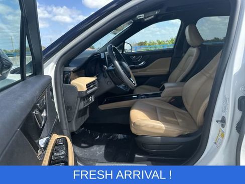 Used 2022 Lincoln Corsair Reserve w/ Equipment Group 201A image 22