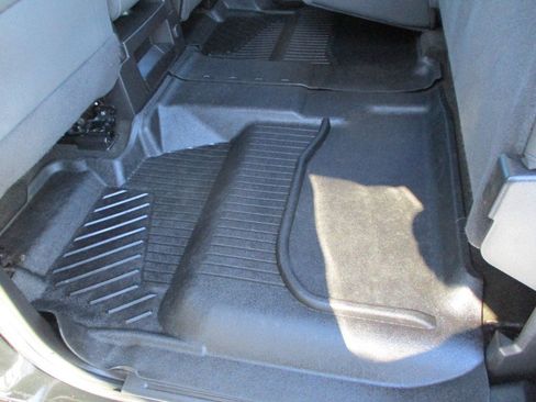 Used 2017 GMC Sierra 2500 SLE w/ SLE Preferred Package image 25