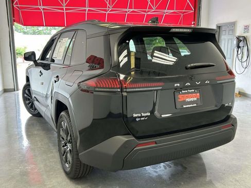 Used 2026 Toyota RAV4 XLE Premium FWD image 5