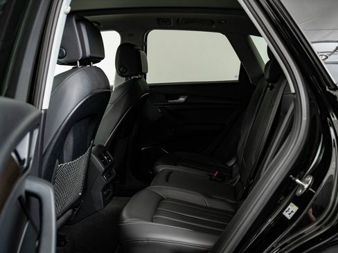 Used 2023 Audi Q5 2.0T Premium w/ Convenience Package image 43