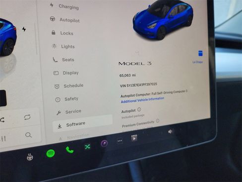 Used 2023 Tesla Model 3 Standard Range image 21