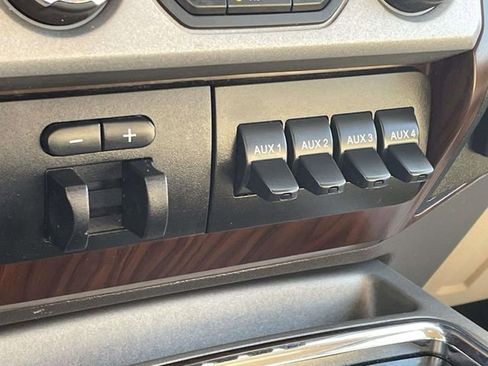 Used 2016 Ford F350 Lariat w/ Chrome Package AWD/4WD image 28