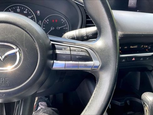 Used 2023 MAZDA MAZDA3 s FWD image 18