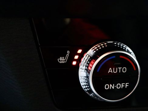 New 2026 Mitsubishi Outlander SE image 26