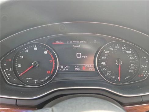 Used 2022 Audi A4 2.0T Premium w/ Convenience Package AWD/4WD image 10