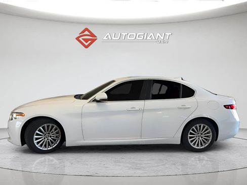Used 2021 Alfa Romeo Giulia Sprint w/ Active Assist 1 Package RWD image 3
