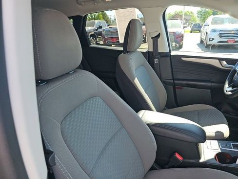 Used 2021 Ford Escape SE w/ Cold Weather Package image 24