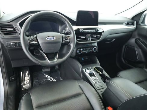 Used 2022 Ford Escape SEL w/ Technology Package image 10