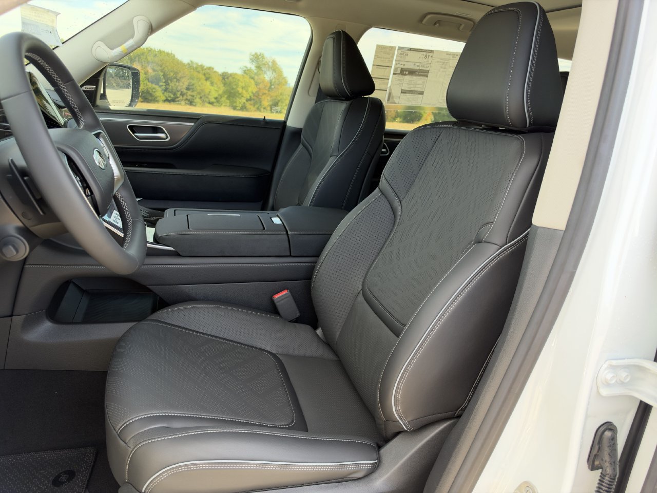 New 2027 INFINITI QX80 Luxe w/ Cargo Package RWD image 23
