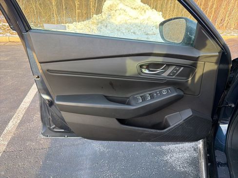 Used 2024 Honda Accord EX-L image 11