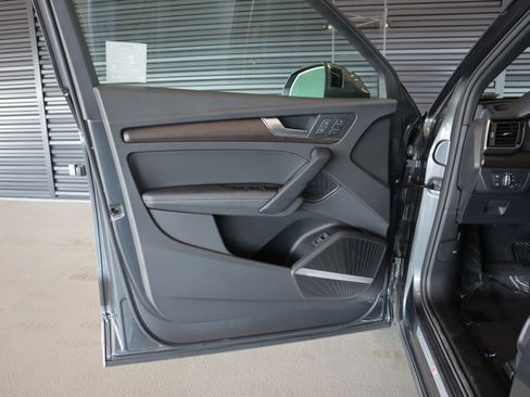 Used 2023 Audi Q5 2.0T Premium Plus image 27