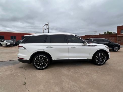 Used 2020 Lincoln Aviator Reserve w/ Equipment Group 202A AWD/4WD image 8
