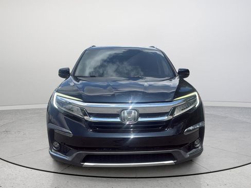 Used 2020 Honda Pilot Touring image 3