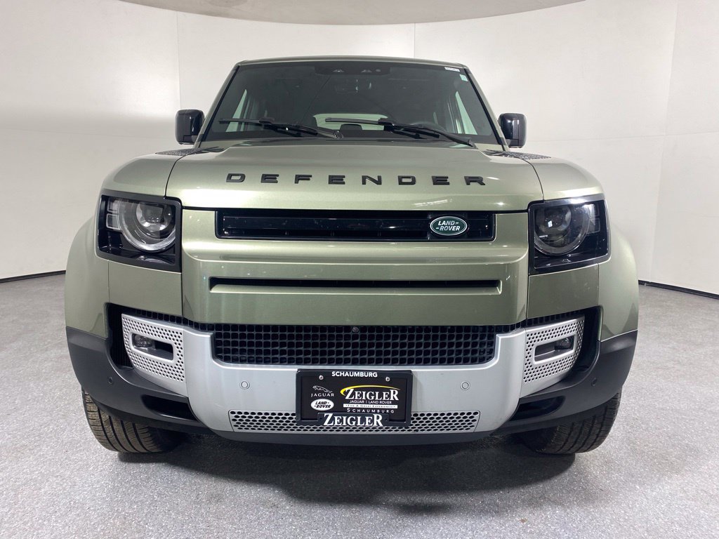 Used 2025 Land Rover Defender 110 S AWD/4WD image 2
