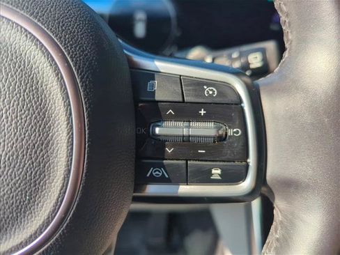 Used 2024 Kia Carnival SX FWD image 14