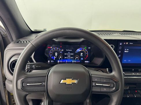 Used 2024 Chevrolet Colorado W/T RWD image 20
