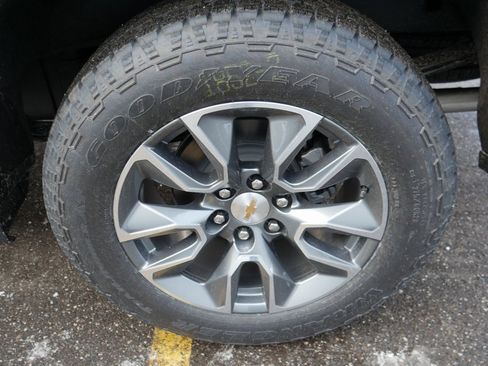 New 2026 Chevrolet Silverado 1500 LT w/ Z71 Off-Road Package image 32