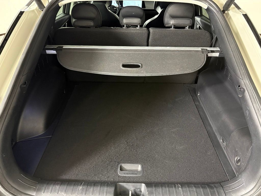 Used 2023 Kia EV6 Wind AWD/4WD image 39