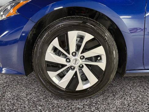 Used 2021 Nissan Altima 2.5 S w/ Driver Assist Package image 18