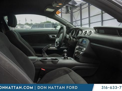 Used 2020 Ford Mustang Coupe RWD image 14