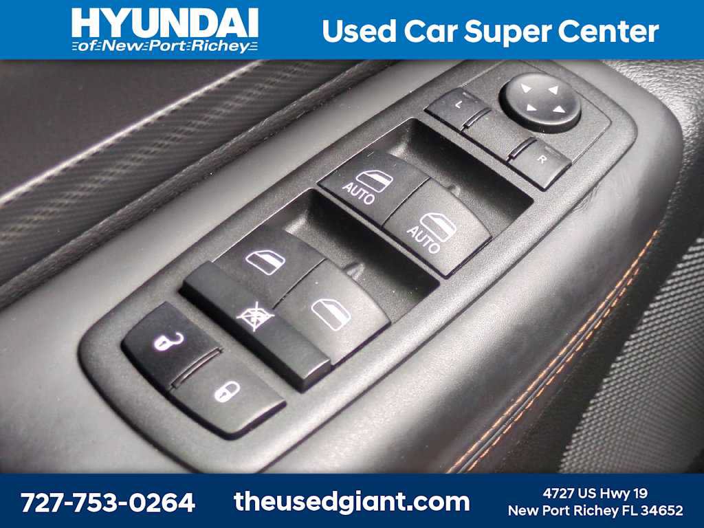 Used 2022 Dodge Durango R/T RWD image 30