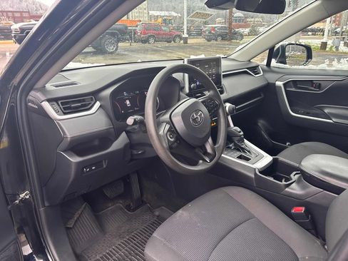 Used 2023 Toyota RAV4 LE image 13