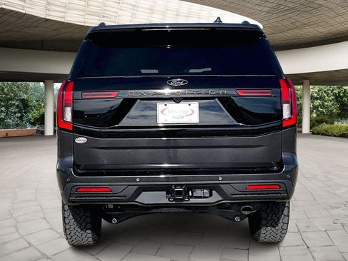 New 2026 Ford Expedition Tremor image 4