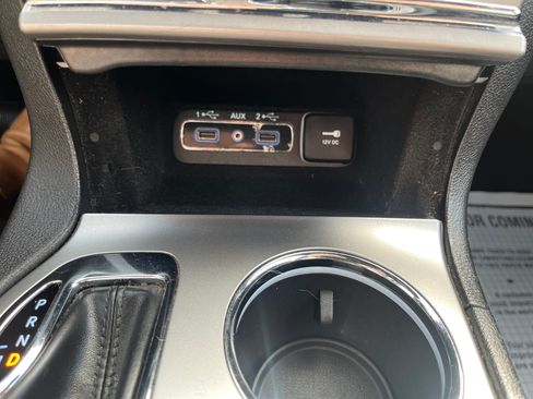 Used 2018 Jeep Grand Cherokee Limited w/ Trailer Tow Group IV AWD/4WD image 14