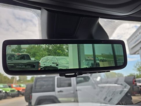 New 2025 Jeep Grand Cherokee L Limited w/ Luxury Tech Group II image 76