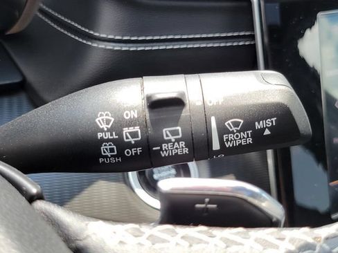 Used 2024 Jeep Grand Cherokee Altitude AWD/4WD image 19