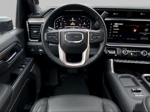 Used 2024 GMC Sierra 2500 Denali w/ Denali Reserve Package AWD/4WD image 6