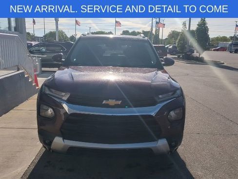 Used 2023 Chevrolet TrailBlazer LT w/ Convenience Package AWD/4WD image 11