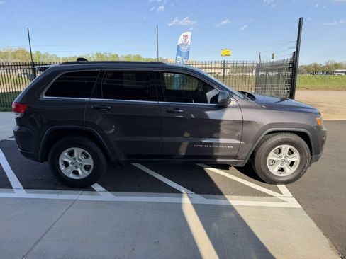 Used 2015 Jeep Grand Cherokee Laredo w/ Quick Order Package 23E RWD image 7