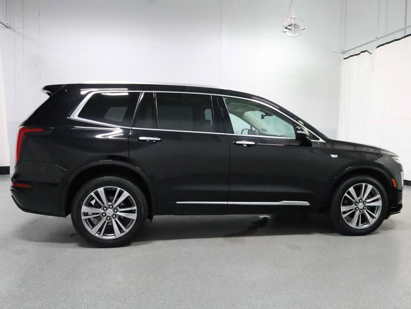 Used 2020 Cadillac XT6 Premium Luxury AWD/4WD image 10