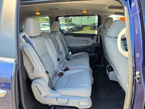 Used 2023 Honda Odyssey EX-L image 14