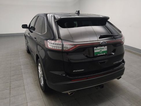 Used 2018 Ford Edge Titanium w/ Equipment Group 301A AWD/4WD image 5
