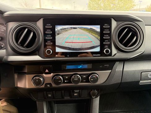 Used 2023 Toyota Tacoma SR AWD/4WD image 34