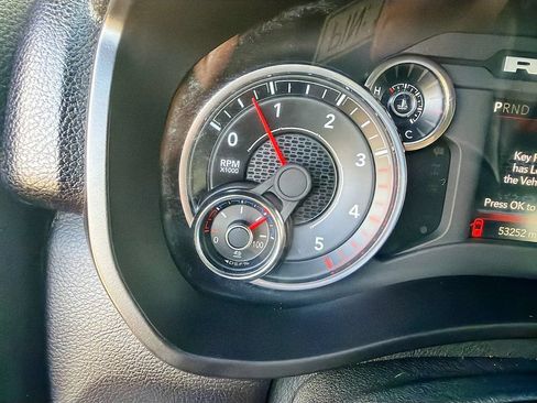 Used 2023 RAM 2500 Big Horn w/ Level 1 Equipment Group AWD/4WD image 43