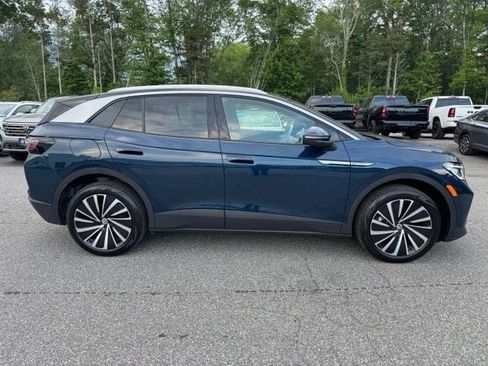 Used 2023 Volkswagen ID.4 Pro S Plus AWD/4WD image 4