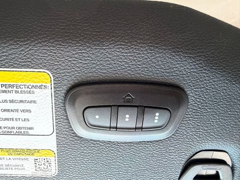 Used 2024 Jeep Wrangler Unlimited Sahara AWD/4WD image 22