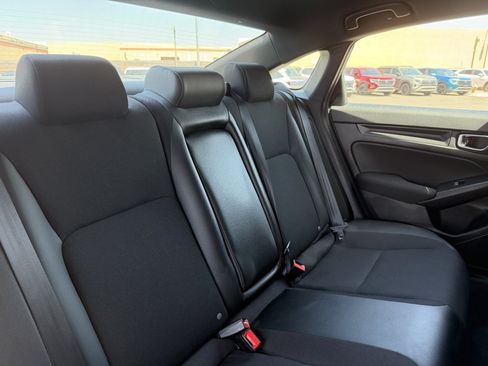 Used 2025 Honda Civic Sport image 36